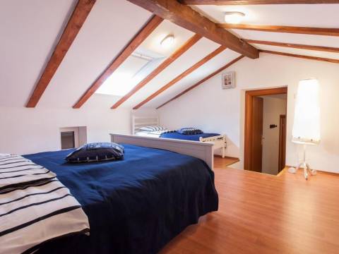 Matulji- okolica- obnovljena starina s bazenom