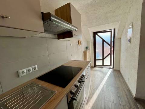 Vir, južna strana apartman E4, 180m od mora