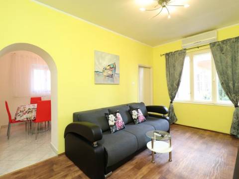 Stan: Opatija, 50 m od šetnice, 1s+db, novouređeno