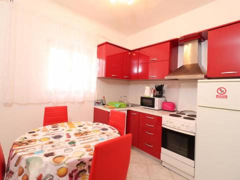 Stan: Opatija, 50 m od šetnice, 1s+db, novouređeno