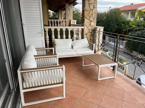 Vir, kuca 80m od mora, novorenovirana