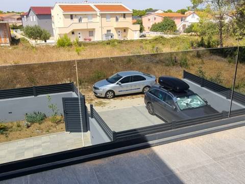 Vir, modern House with swimming pool, your oasis for vacation