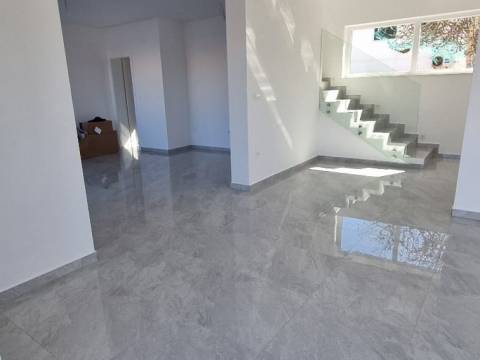 Vir, modern House with swimming pool, your oasis for vacation