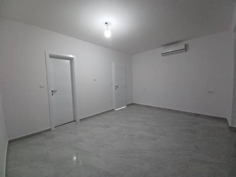 Vir, modern House with swimming pool, your oasis for vacation