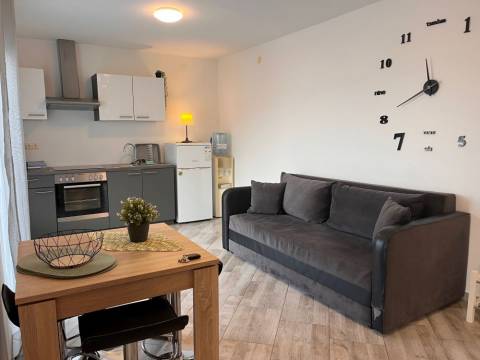 Vir, moderan apartman E2 u blizini mora i sadržaja