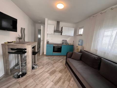 Vir, moderan apartman E3 u blizini mora i sadržaja