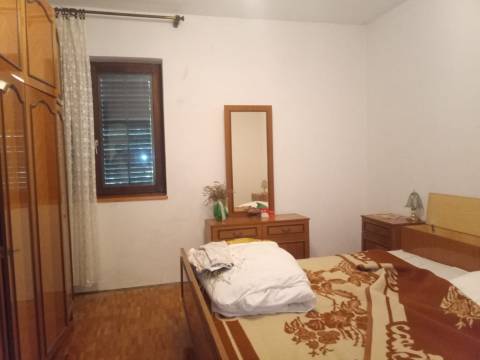 KUĆA CRIKVENIČKO ZALEĐE s okućnicom
