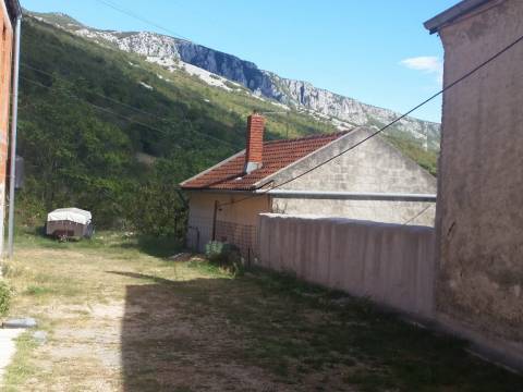 TRIBALJ - KUĆA ZA ADAPTACIJU