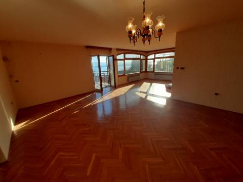 Дома Plahuti, Opatija, 302m2