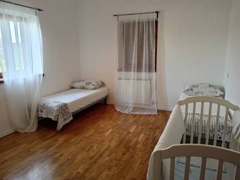 Lijepa kamena vila s bazenom!