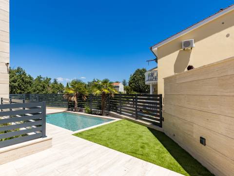 Недвижимость для отдыха Malinska, Malinska-Dubašnica, 113,09m2