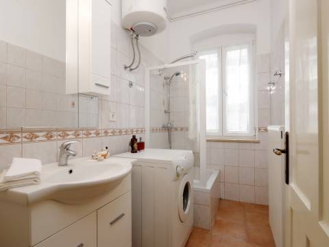 Квартиры Pećine, Rijeka, 80m2