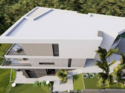 Lands Medveja, Lovran, 1.414m2