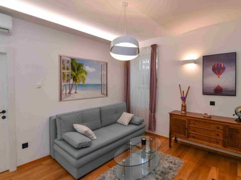 Opatija blizina centra stan 1S+DB, prizemlje, 53 m2
