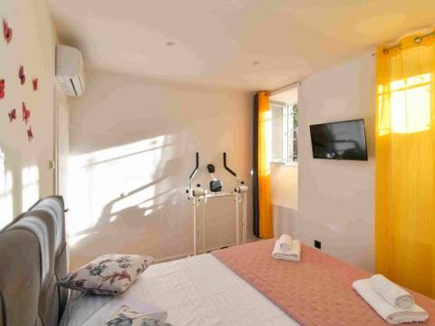 Opatija blizina centra stan 1S+DB, prizemlje, 53 m2
