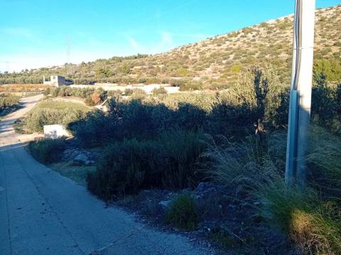 Seget Donji building land 941 m² with sea view