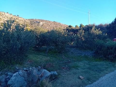 Seget Donji building land 941 m² with sea view