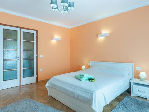 Flats Opatija - Centar, Opatija, 123m2