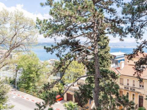 Flats Opatija - Centar, Opatija, 123m2