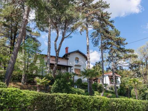 Flats Opatija - Centar, Opatija, 123m2
