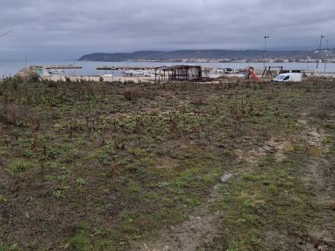 Ljubač 1st row to the sea, plot 475m²