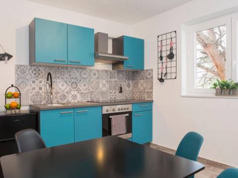 Rabac, odličan apartman 1S+DB na 1. katu!