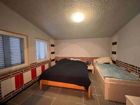Vir/south side,  house with pool 150m to the beach