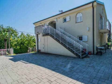 Flats Pobri, Opatija - Okolica, 47m2