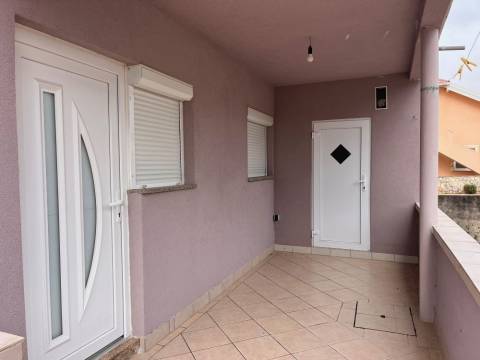 Vir, house with 2 separate apartments