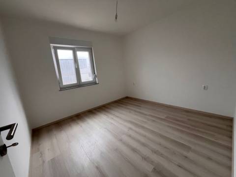 Zaton, novogradnja stan sa 2 spavaće sobe 