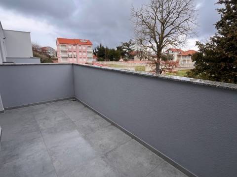 Zaton, novogradnja stan sa 2 spavaće sobe 