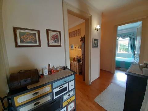 Rijeka - Prekrasan 4 sobni stan u centru s pogledom na more i vrtom