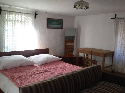 Brinje, 100m2