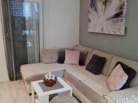 Hiša z dvema apartmajema – 400m od morja