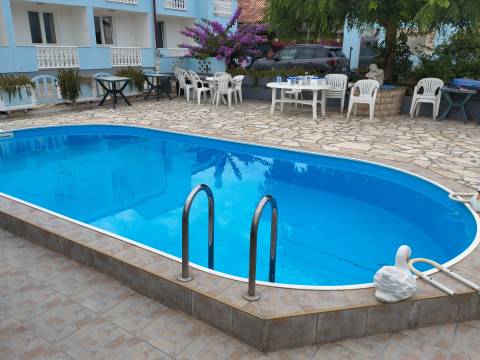 INVESTICIJSKA PRILOŽNOST HOTEL V SABUNIKAH