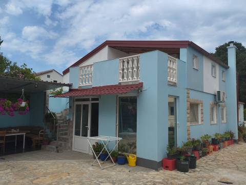 INVESTICIJSKA PRILOŽNOST HOTEL V SABUNIKAH