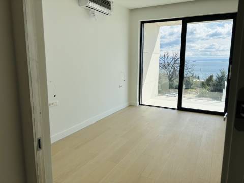 OPATIJA CENTAR-2s+db, loggia i garaža