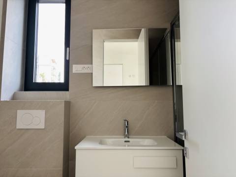 OPATIJA CENTAR-2s+db, loggia i garaža