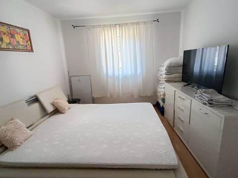 Pobri - prekrasan stan, 1S+DB za dugoročni najam