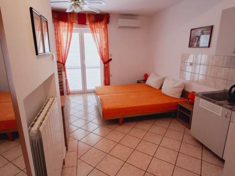 Novi Vinodolski, 450m2