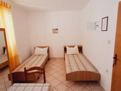 Novi Vinodolski, 450m2