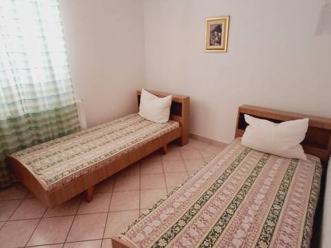 Novi Vinodolski, 450m2