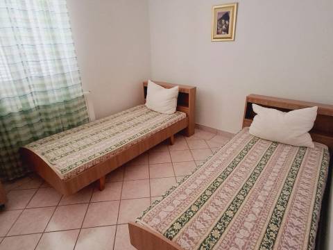 Novi Vinodolski, 450m2
