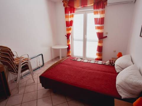 Novi Vinodolski, 450m2