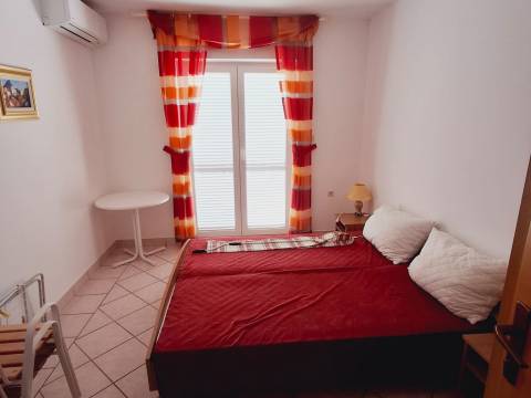 Novi Vinodolski, 450m2