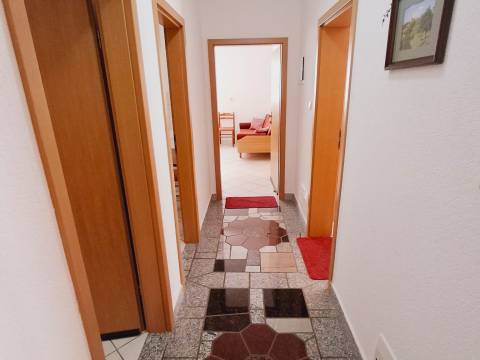 Novi Vinodolski, 450m2