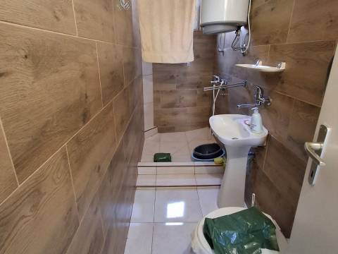 KUĆA 50m2 - BLIZU CENTRA I MORA - NOVI VINODOLSKI 
