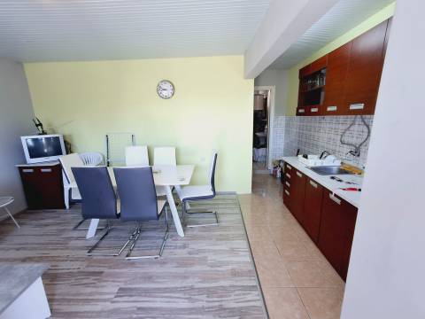 KUĆA 50m2 - BLIZU CENTRA I MORA - NOVI VINODOLSKI 