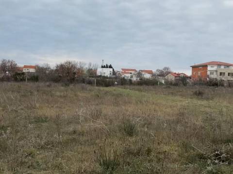 Građevinsko zemljište 992 m²  Murvica,  pogled na maslinik