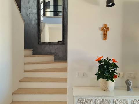 Istra - APSOLUTNA PRILIKA - posebna Villa  s bazenom  na parzeli od 1998 m2 